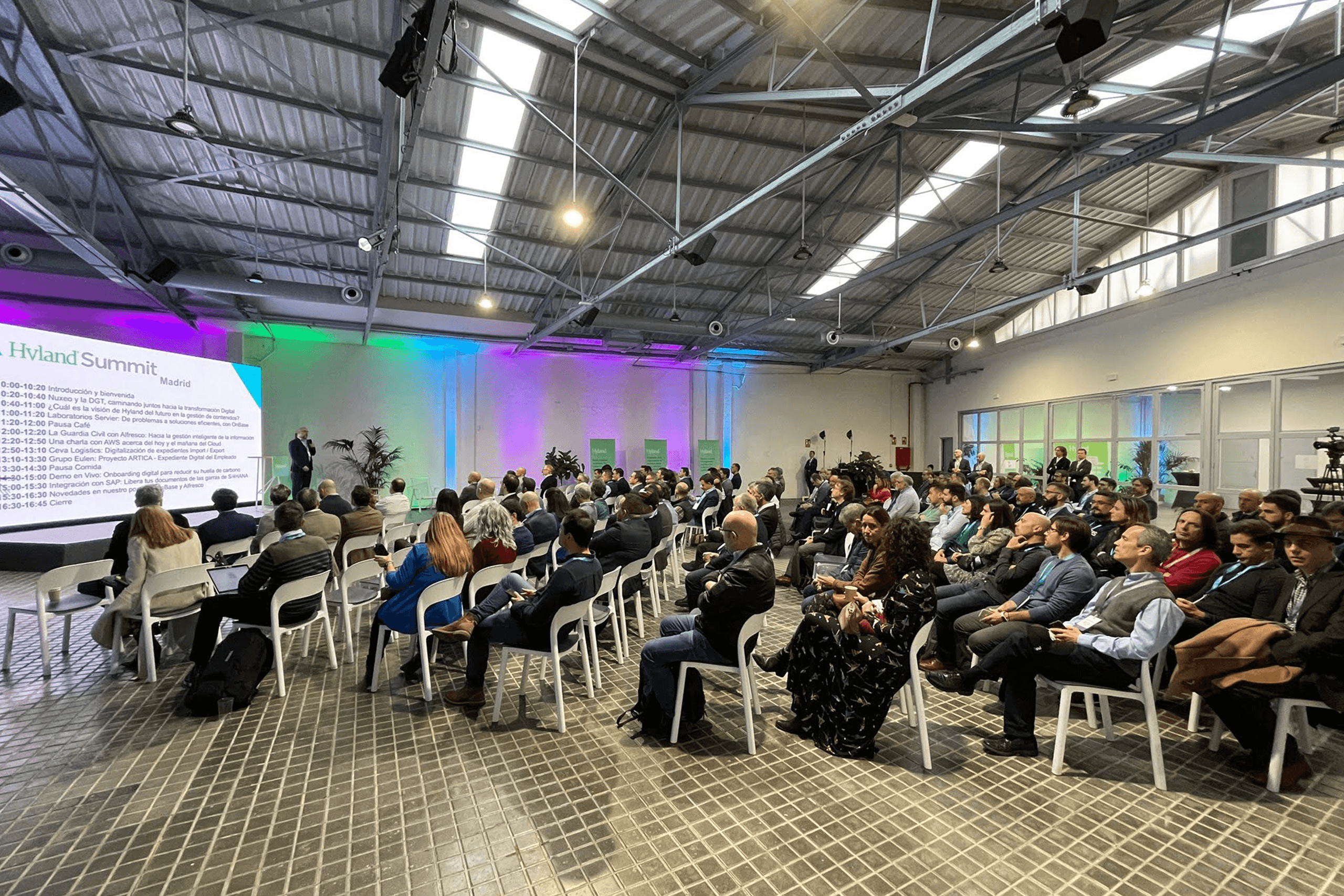 slide_03catering-weddings-table-with-snacks-2023-11-27-05-36-03-utc-min-scaled