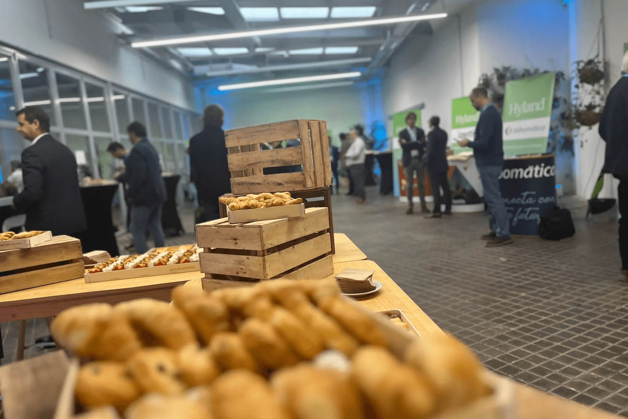 slide_04catering-weddings-table-with-snacks-2023-11-27-05-36-03-utc-min-scaled